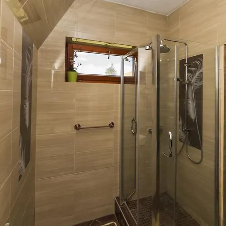Mineral Smaragd Apartament *